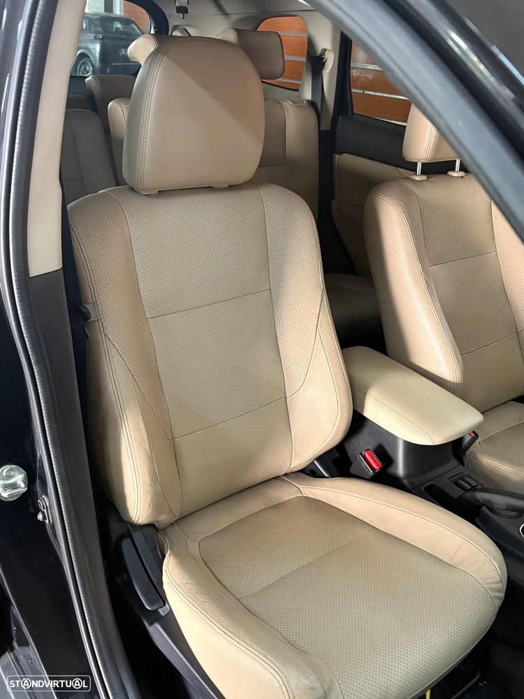 Mitsubishi Outlander 2.2 DI-D Intense Black Edition - 15