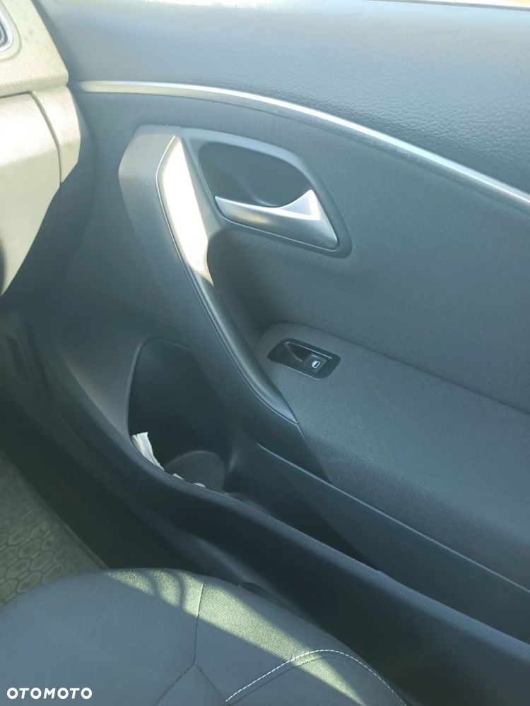 Volkswagen Polo - 3