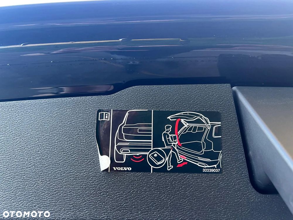 Volvo V60 T8 AWD Recharge Geartronic RDesign - 31