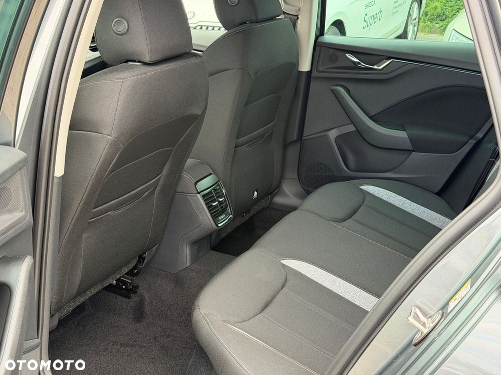 Skoda Kamiq 1.5 TSI Drive DSG - 18