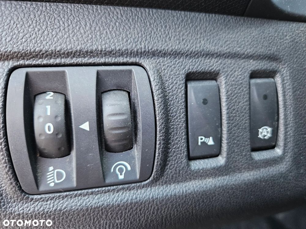 Renault Clio ENERGY TCe 90 Start & Stop LIMITED - 24