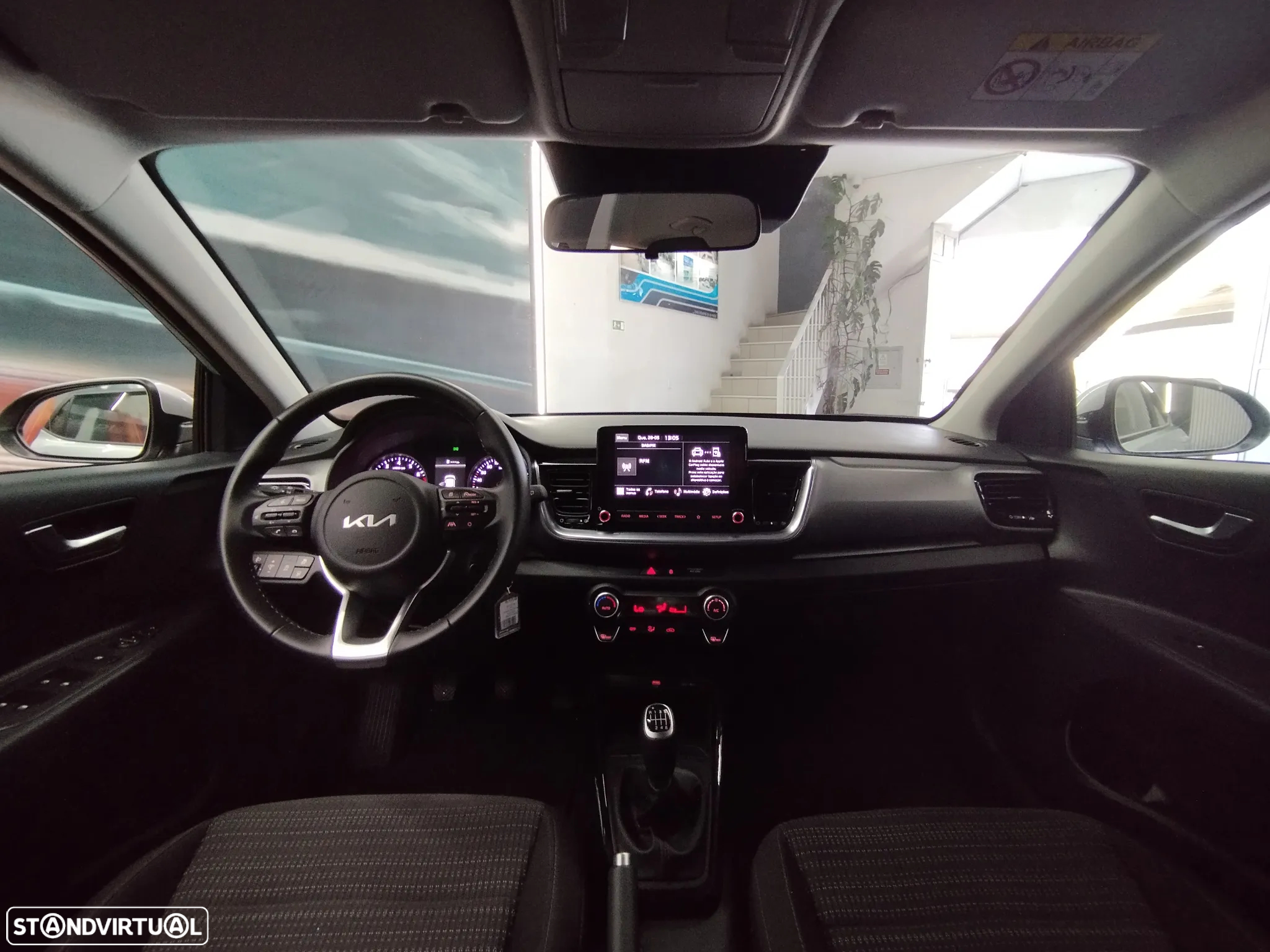 Kia Stonic 1.0 T-GDI Drive - 15