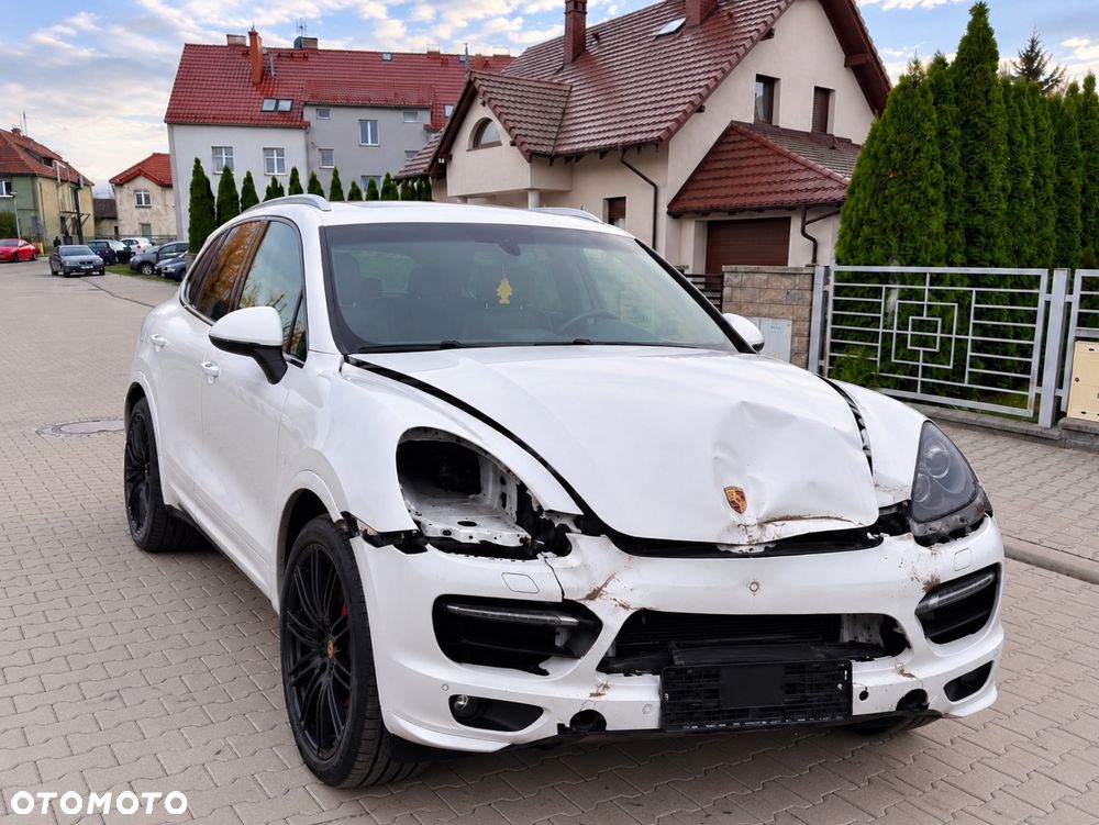 Porsche Cayenne 2013 photo 3