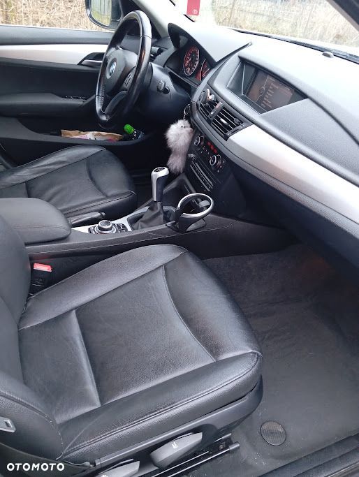 BMW X1 sDrive20d - 9