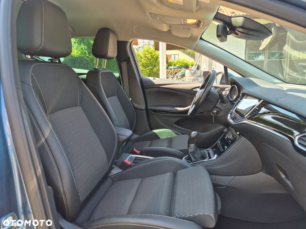 Opel Astra 1.4 Business - 11