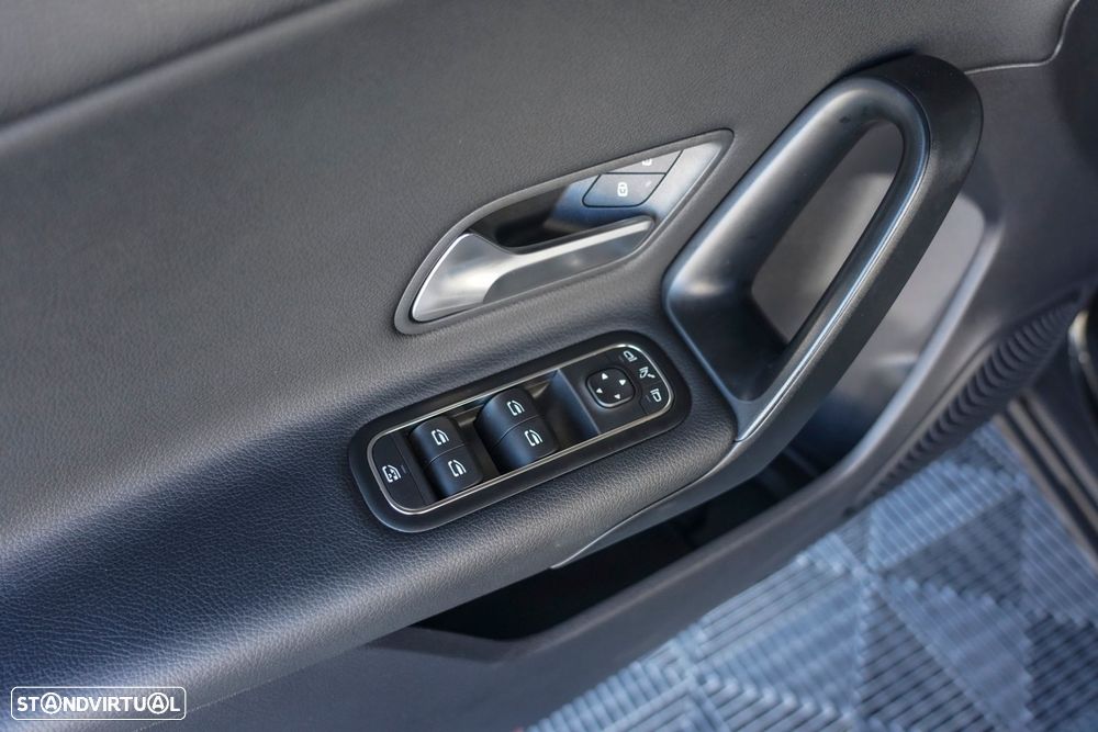 Mercedes-Benz A 200 Standard - 47