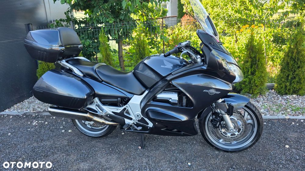 Honda ST - 3