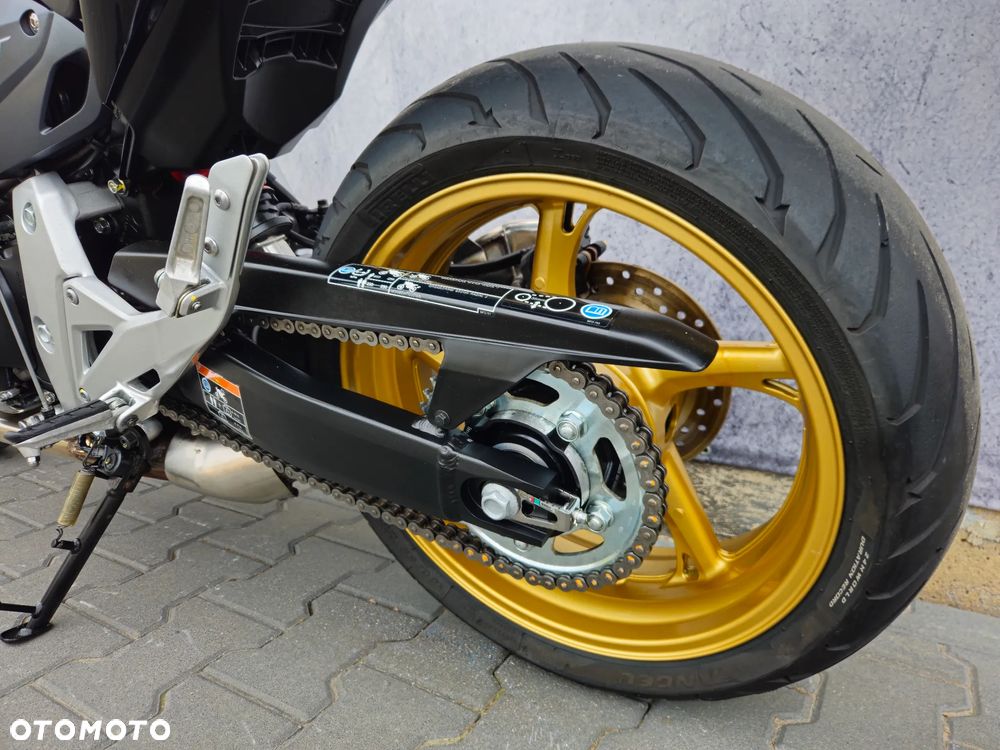 Honda CB - 17