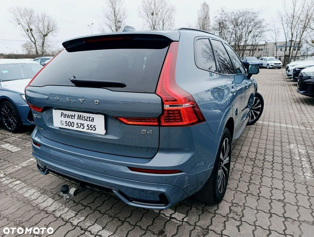 Volvo XC 60 B4 B Plus Dark - 3