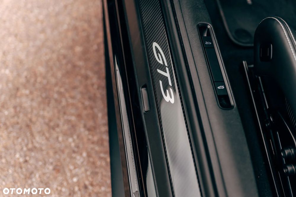 Porsche 911 GT3 - 25