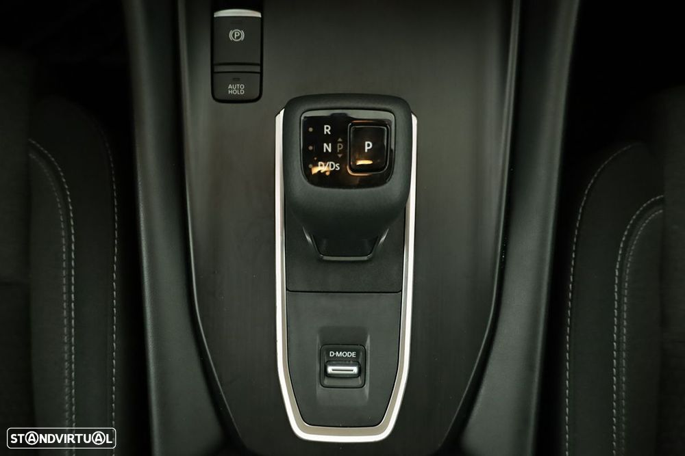 Nissan Qashqai 1.3 DIG-T N-Connecta LED Xtronic - 13