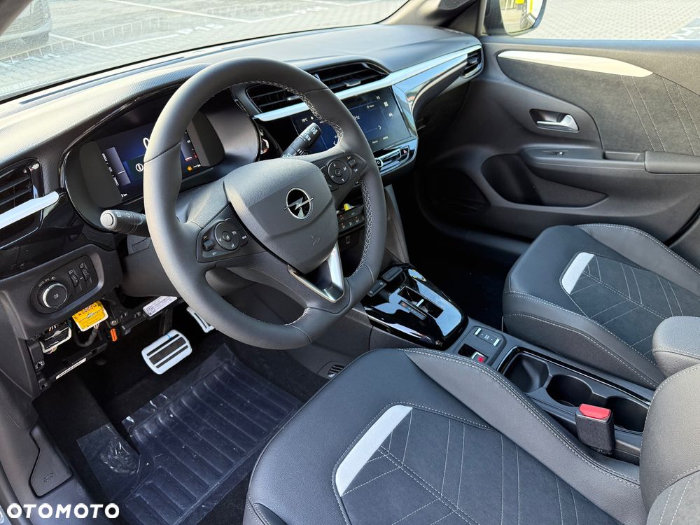 Opel Corsa 1.2 T mHEV GS eDCT - 8