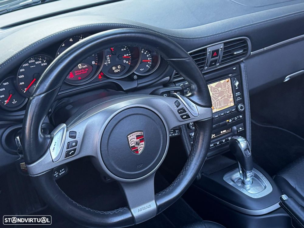 Porsche 911 Série F - 15