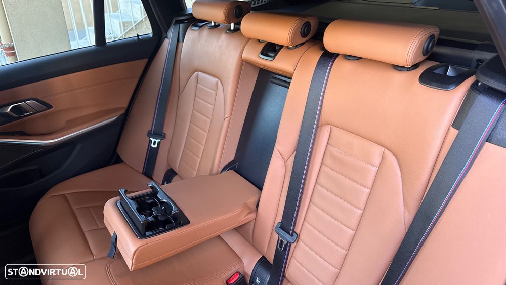 BMW 330 e Pack Desportivo M Pro Auto - 21
