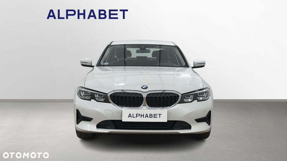 BMW Seria 3 318d - 8