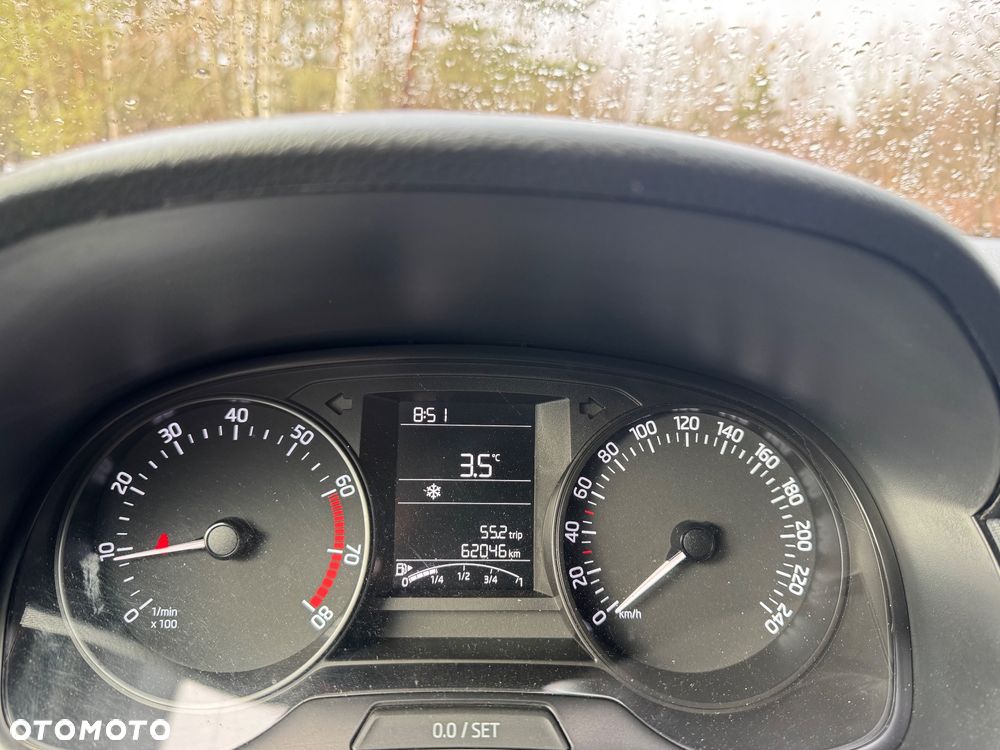 Skoda Fabia 1.0 MPI Ambition - 19