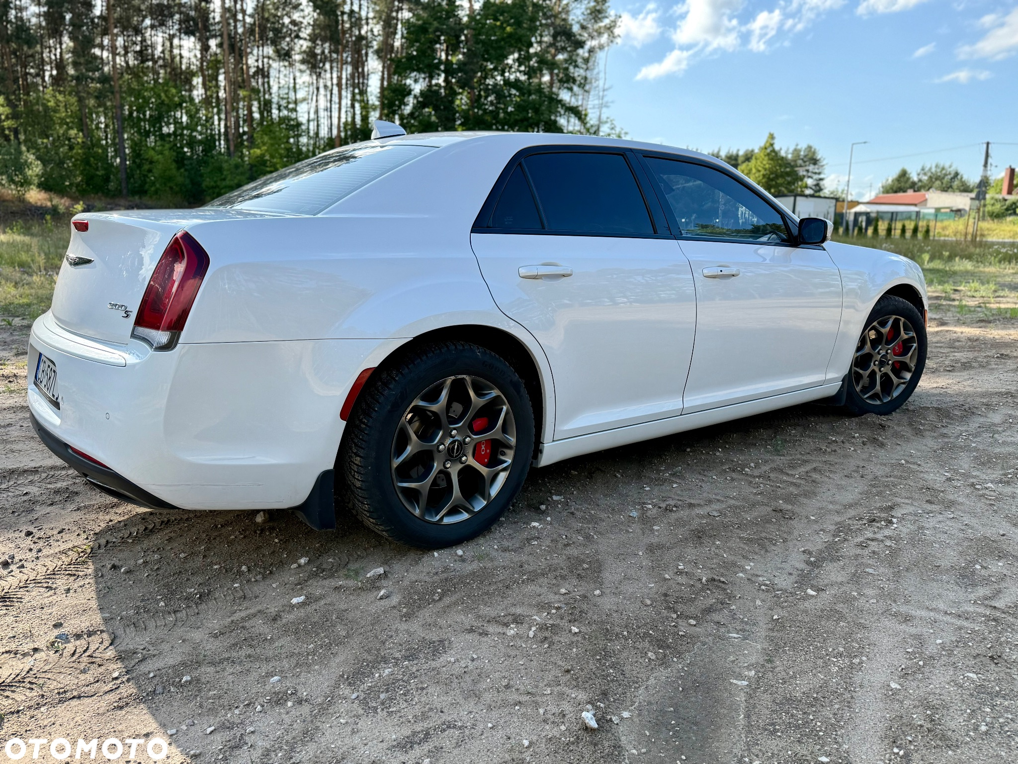 Chrysler 300s - 9