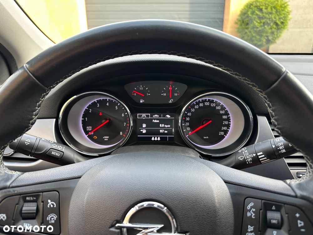 Opel Astra 1.2 T Elegance S&S - 9
