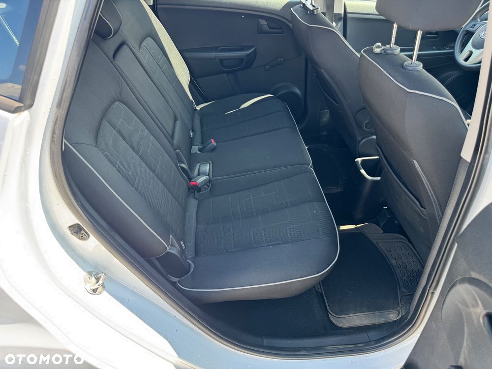 Kia Venga 1.4 M - 14