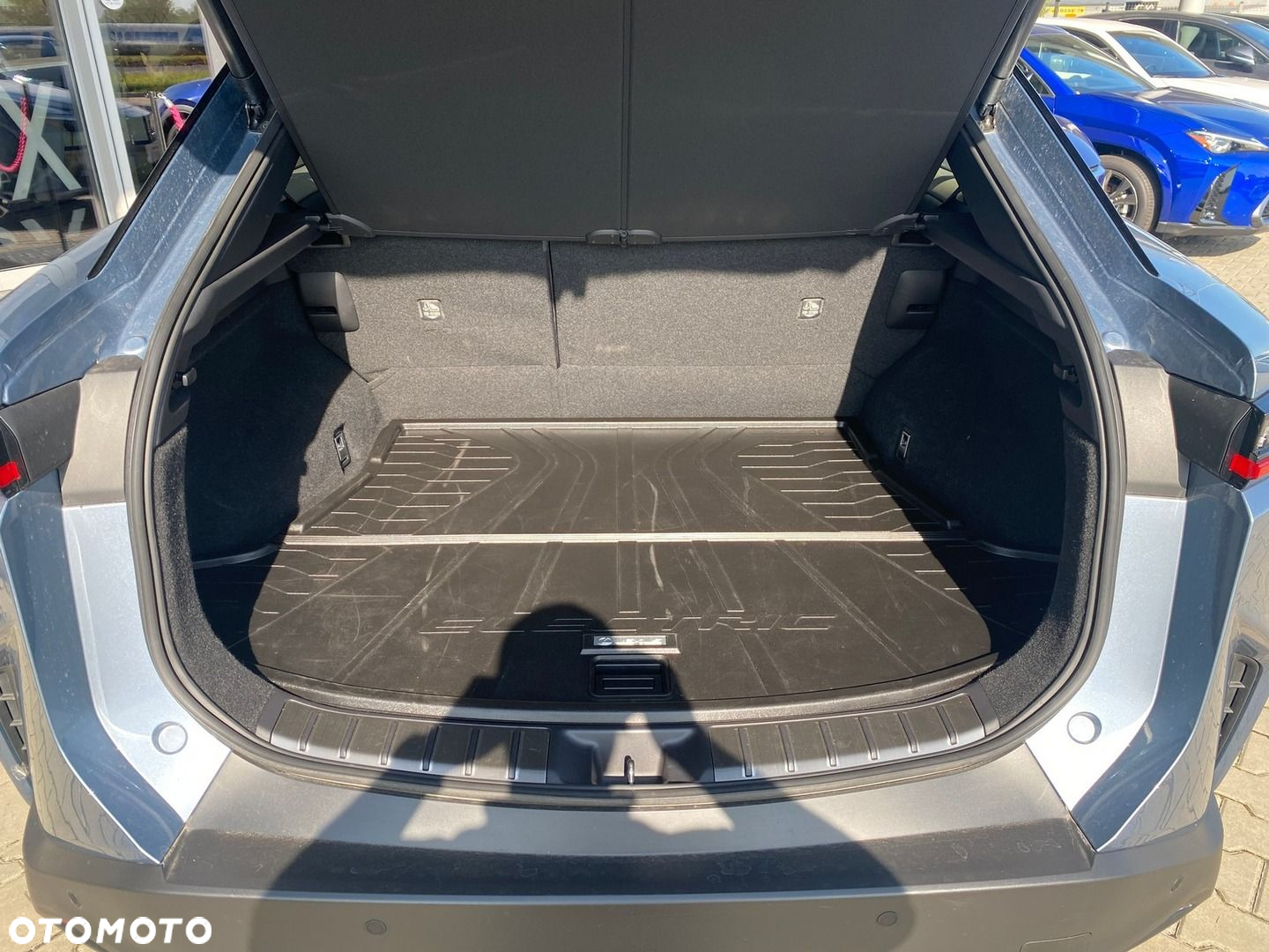 Lexus RZ 450e Prestige DIRECT4 - 10