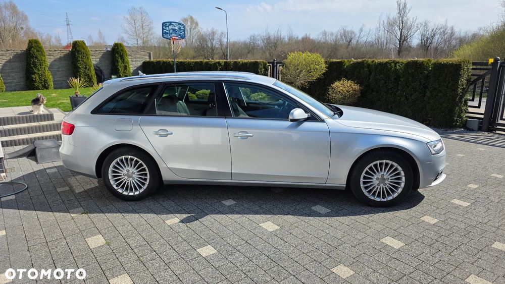Audi A4 Avant 2.0 TDI DPF Ambiente - 5