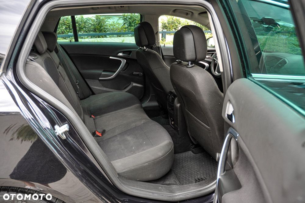 Opel Insignia - 12