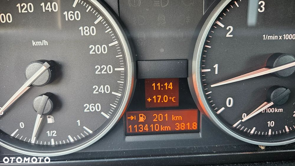 BMW X1 sDrive18i - 6