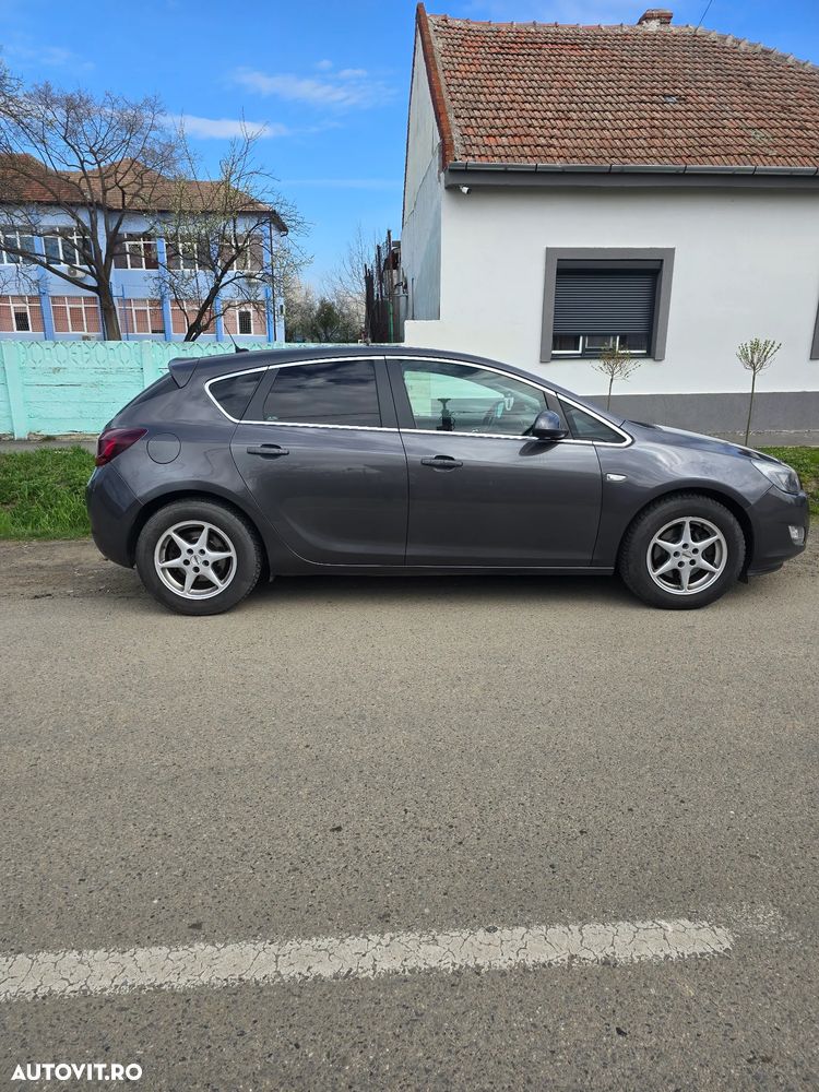 Opel Astra 1.6 Turbo - 7