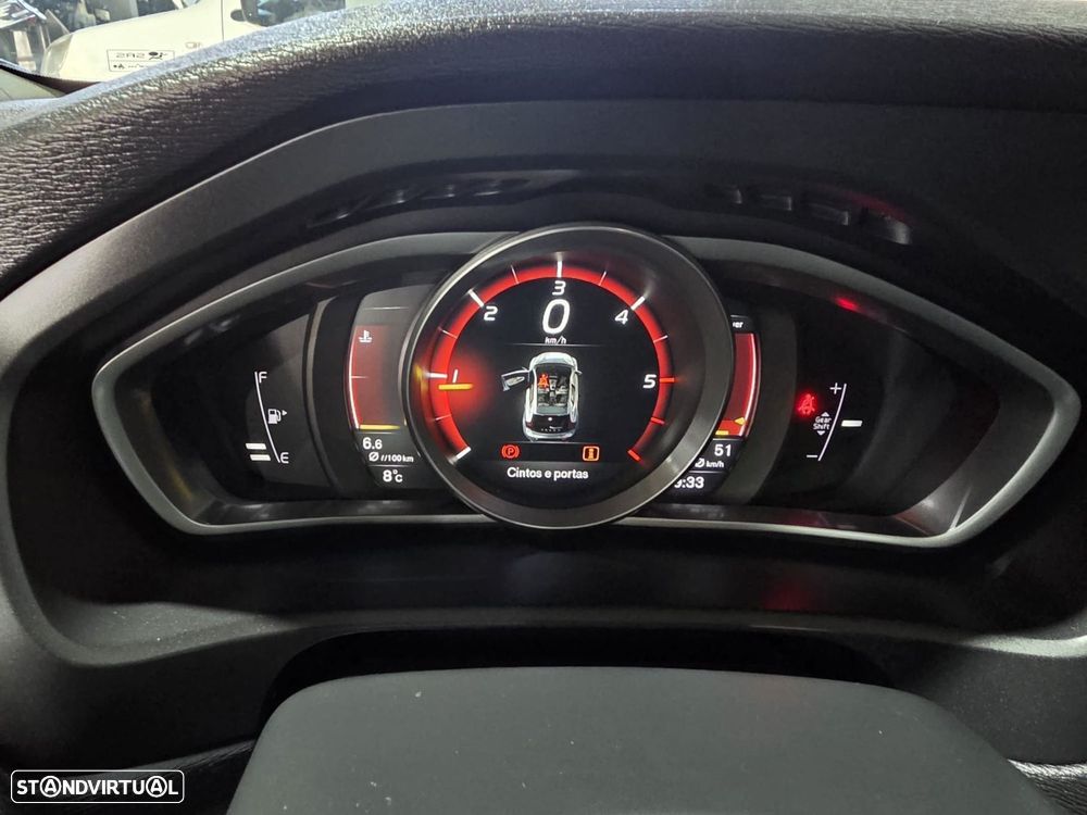 Volvo V40 2.0 D2 Momentum - 11