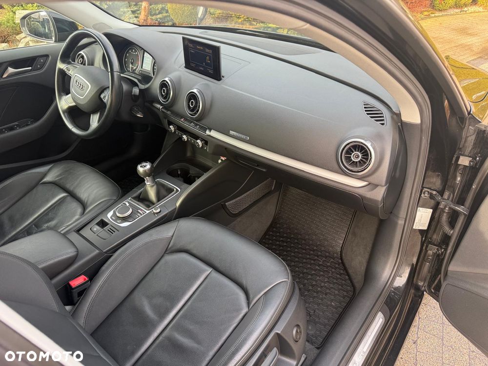 Audi A3 Sportback 1.2 TFSI Ambition - 14