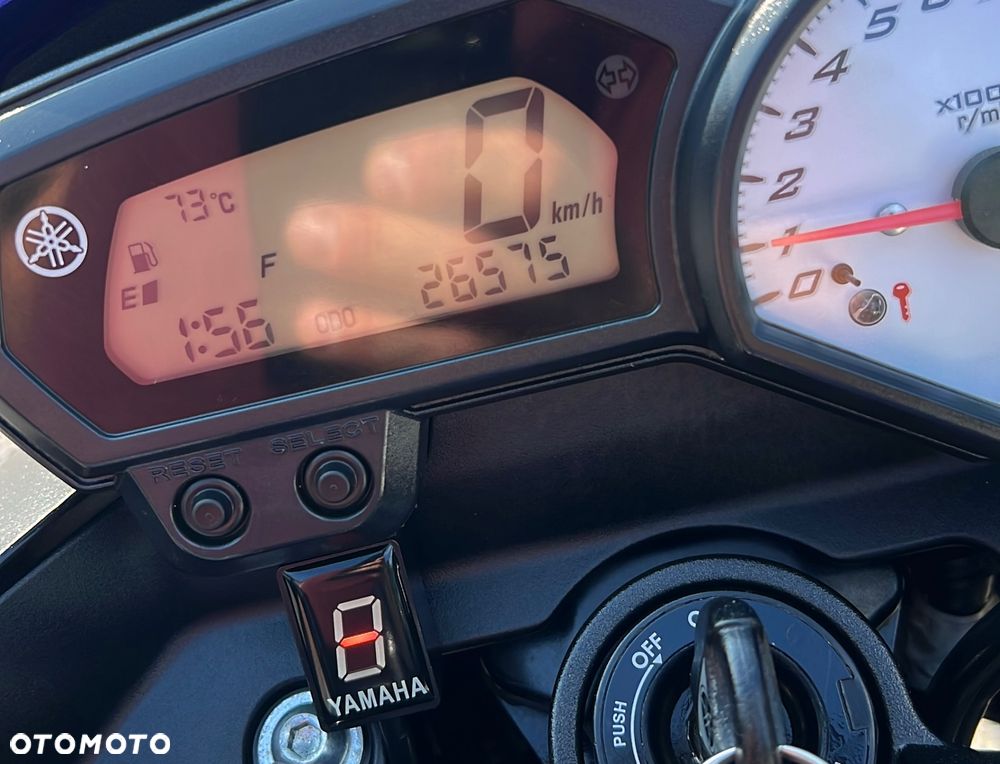 Yamaha FZ8 - 11