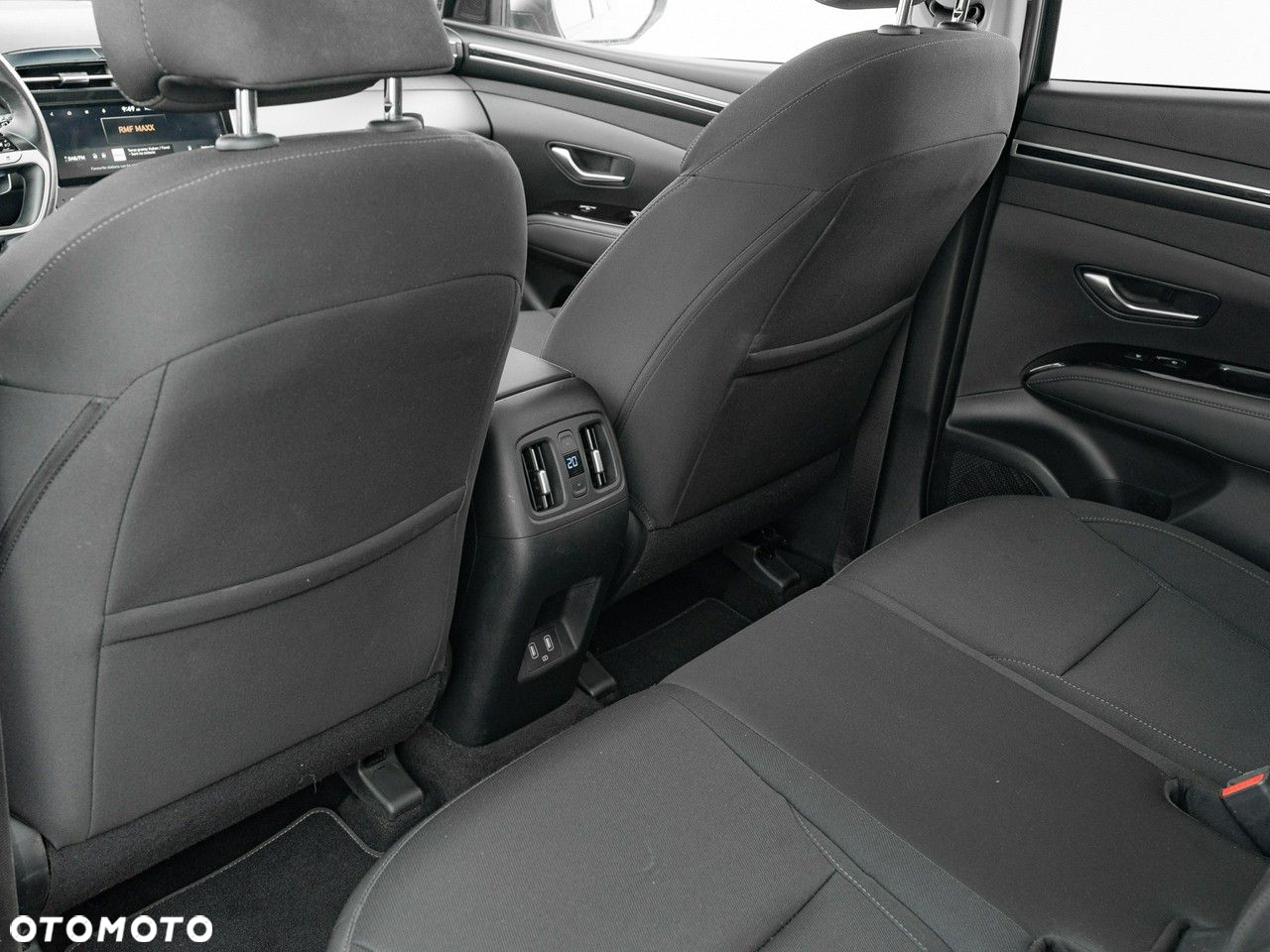 Hyundai Tucson 1.6 T-GDi HEV Executive 4WD - 25