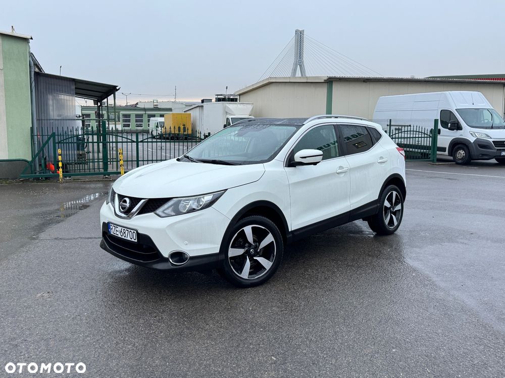 Nissan Qashqai - 1