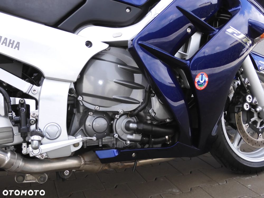 Yamaha FJR - 13