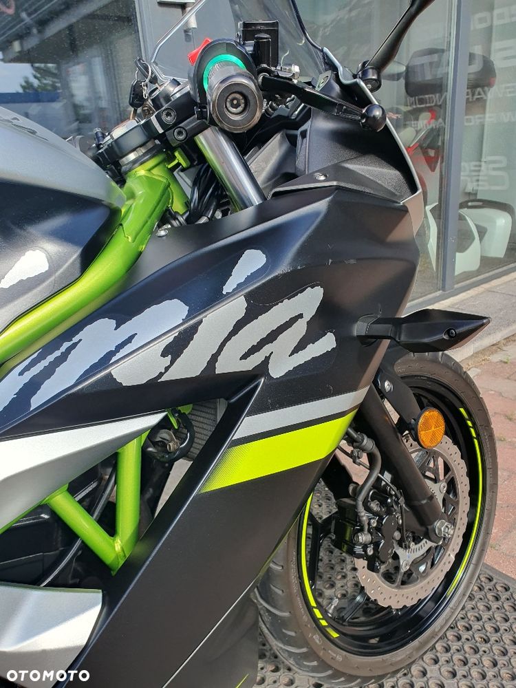 Kawasaki Ninja - 33