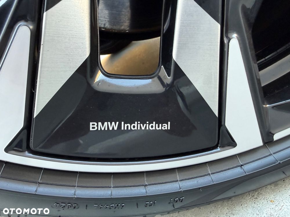 BMW Seria 5 550e xDrive PHEV M Sport - 35