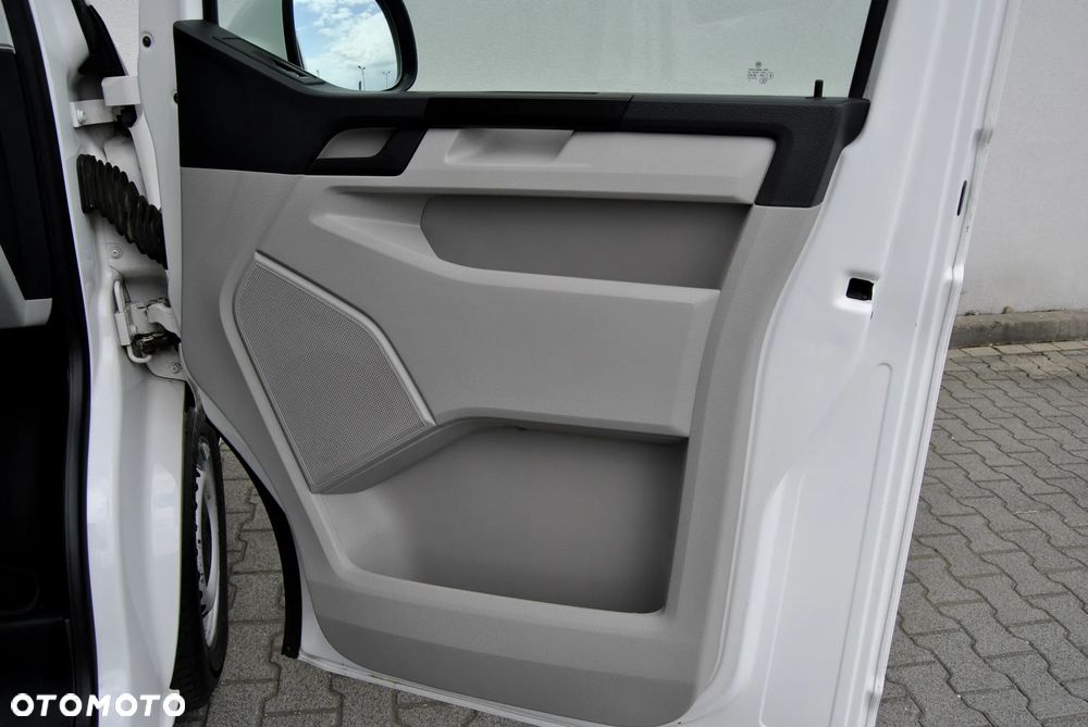 Volkswagen Caravelle L1 Trendline - 24