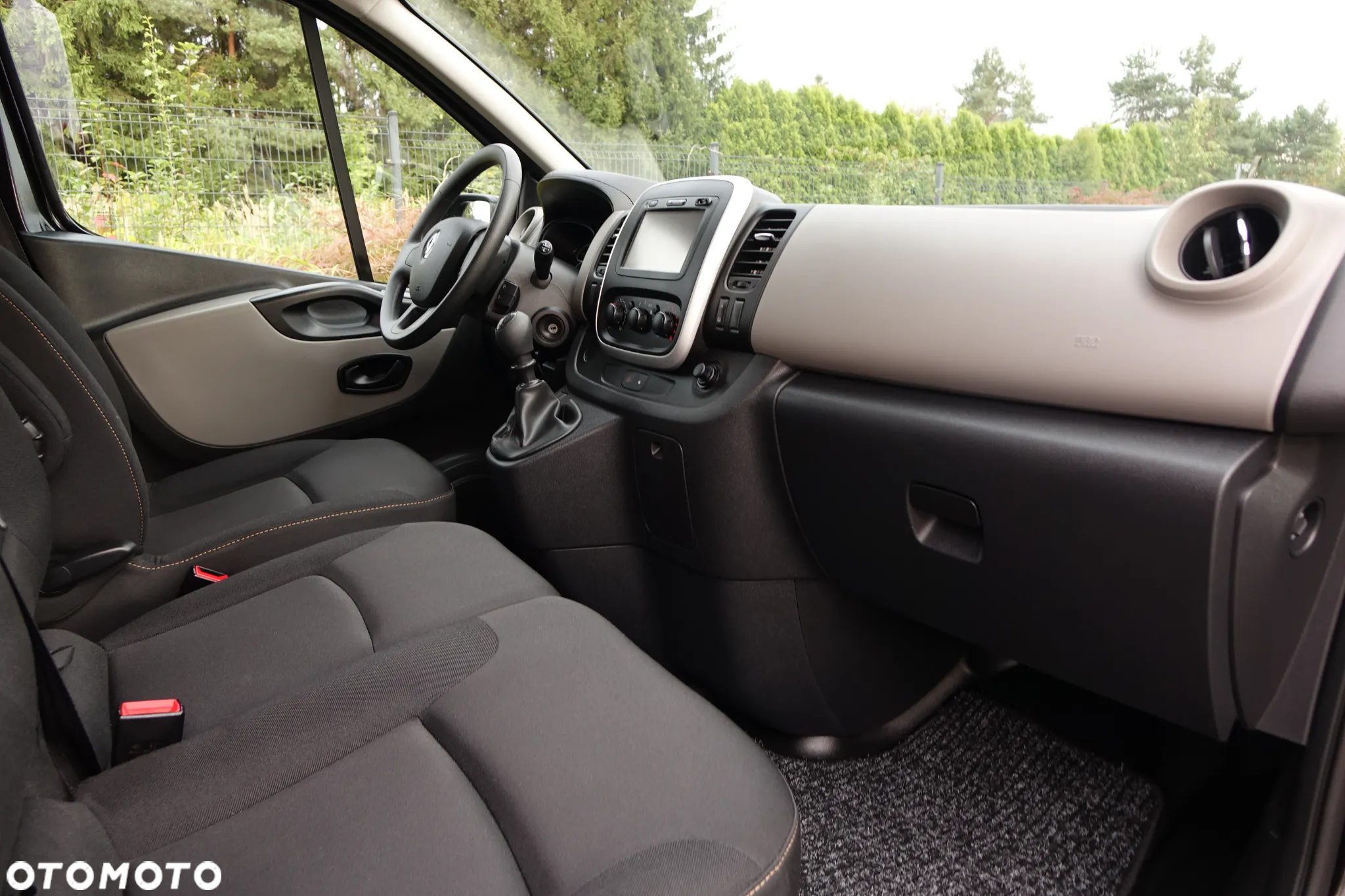Renault Trafic Grand Passenger 3,0t Business - 8