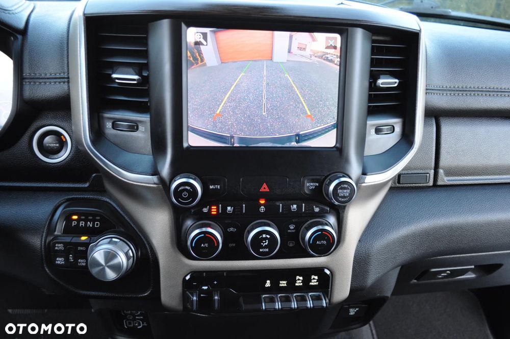 RAM 1500 Crew Cab Longbed Laramie - 26