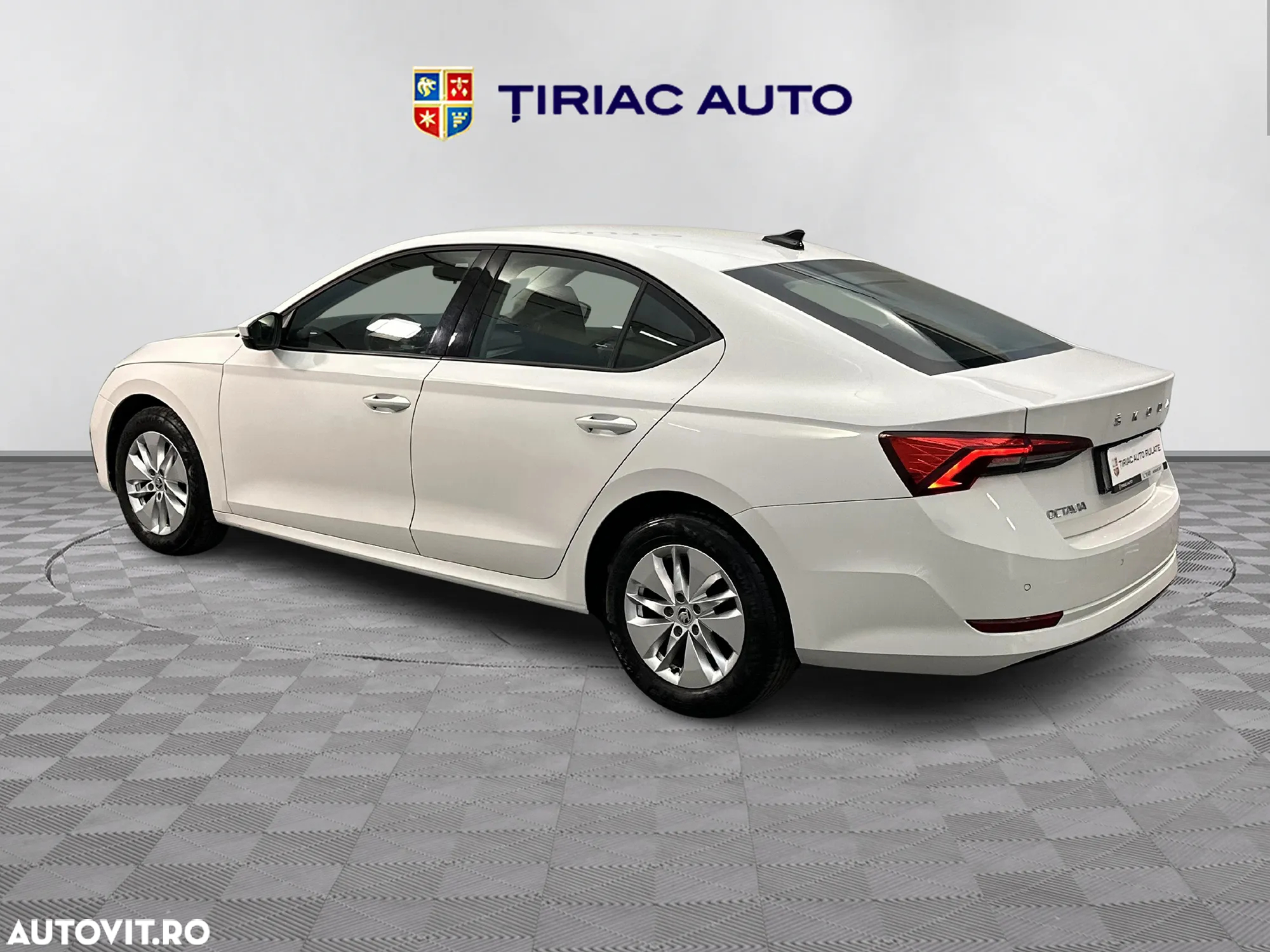 Skoda Octavia - 3