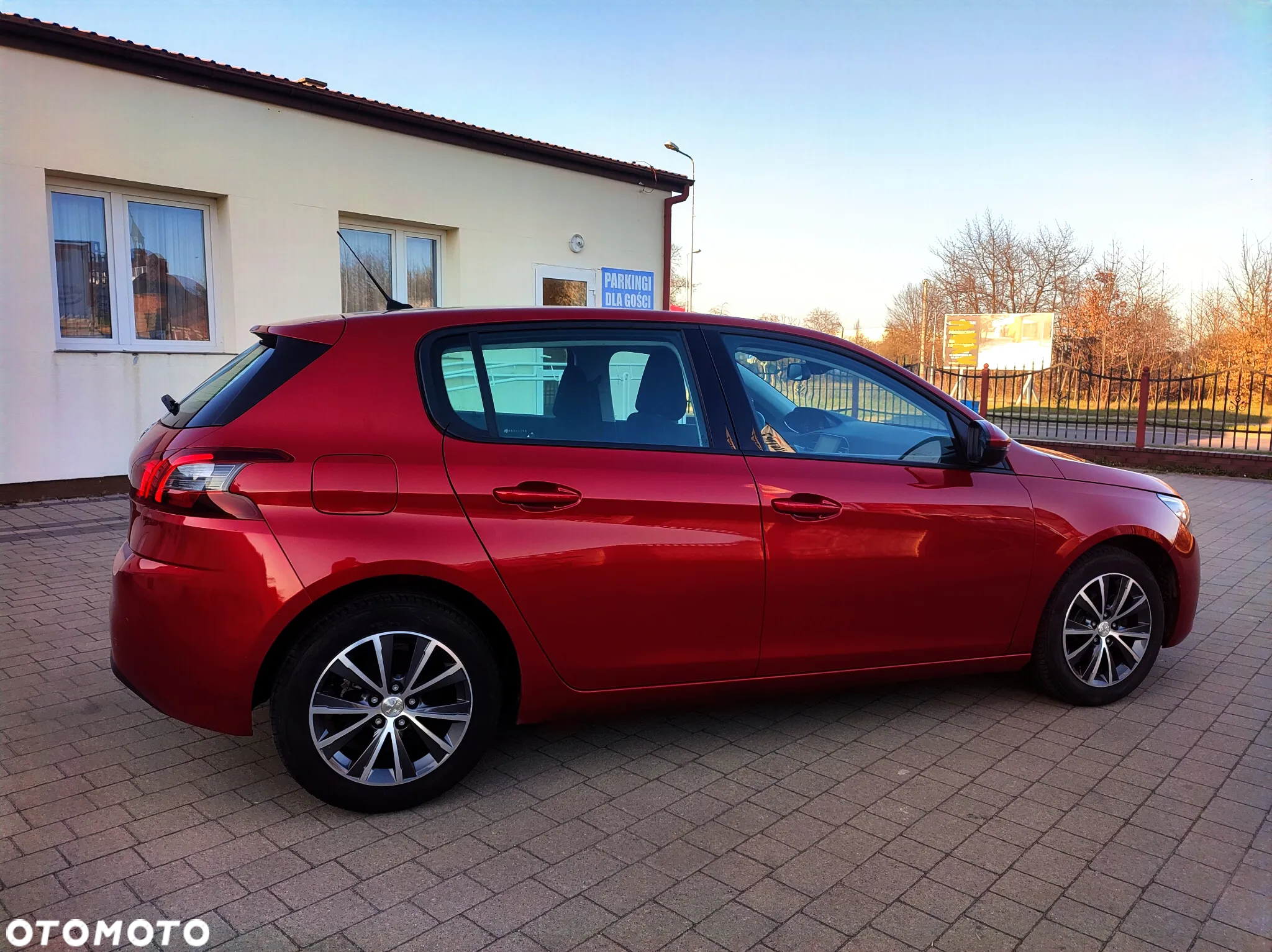 Peugeot 308 PureTech 110 Stop & Start Style - 4