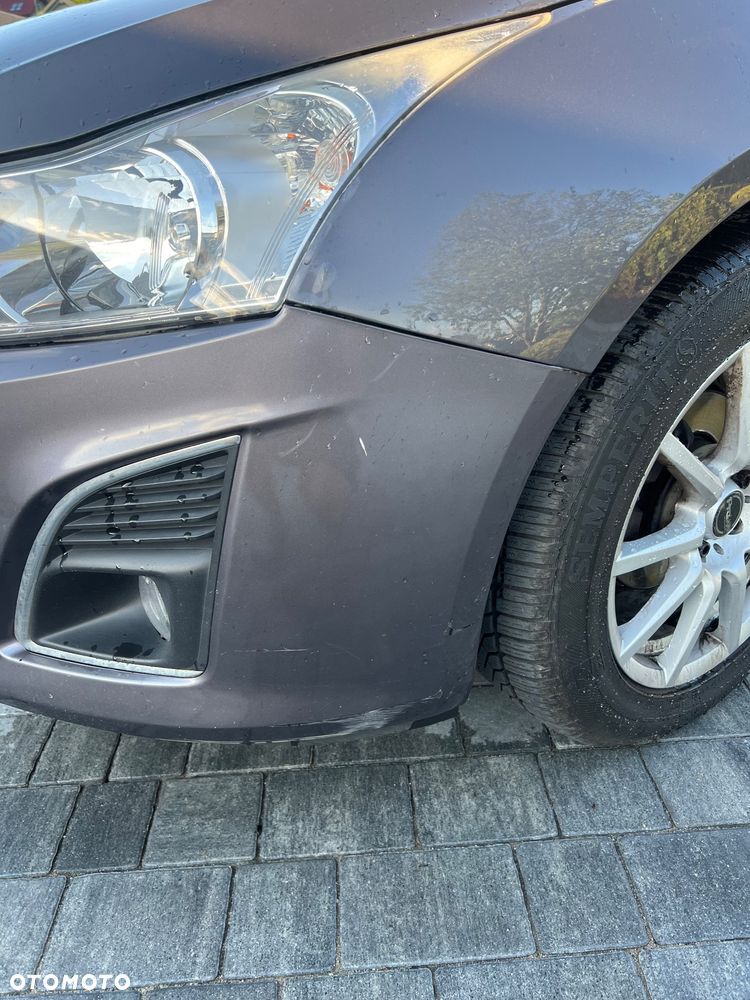 Chevrolet Cruze 1.8 LT - 11