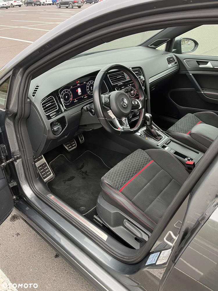 Volkswagen Golf 2.0 TSI BMT GTI Performance DSG - 4