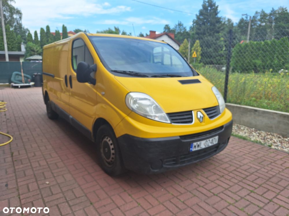 Renault Trafic - 1