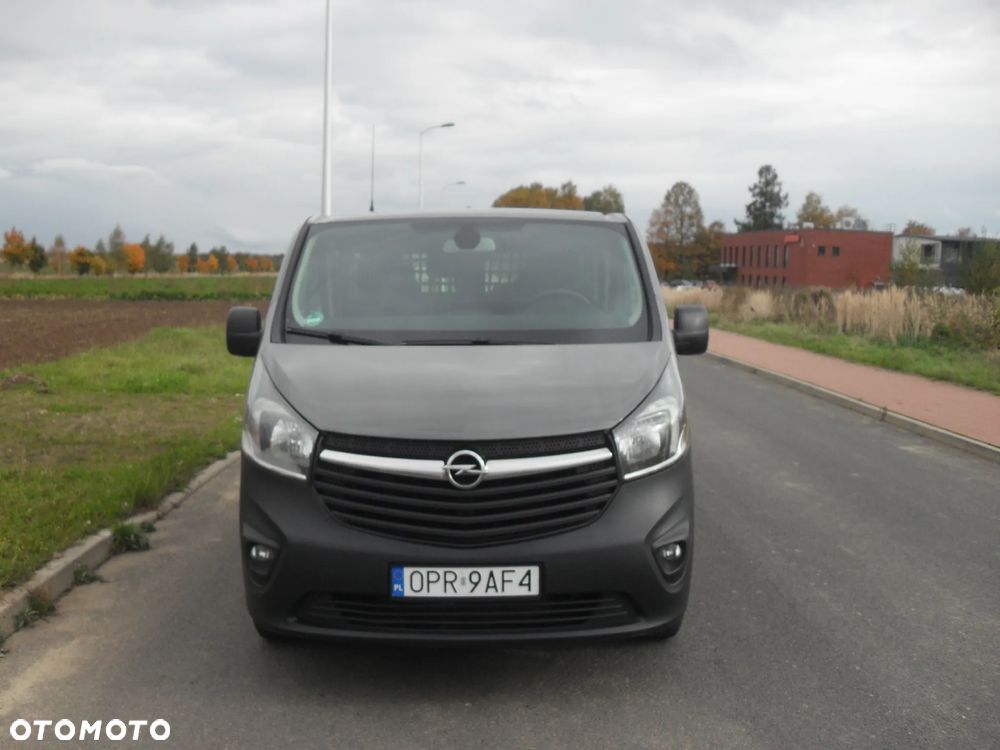 Opel Vivaro - 2