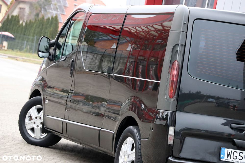 Opel VIVARO LONG 2,5 DTI 135KM Brygadowy 5 Miejsc KLIMA - 17