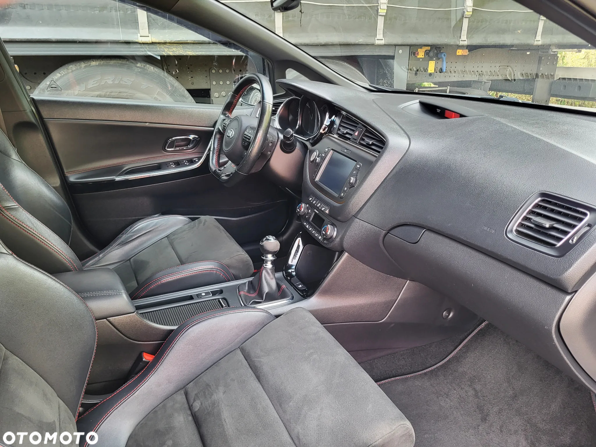 Kia Ceed 1.6 T-GDI GT-Challenge - 28