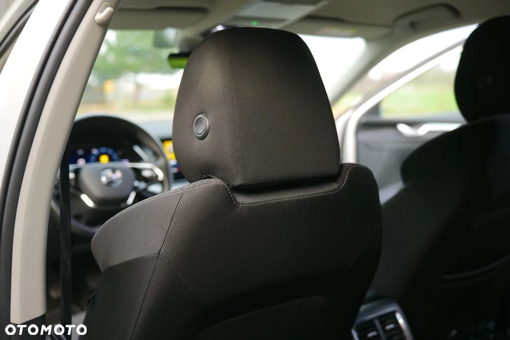 Skoda Octavia 2.0 TDI Style - 27