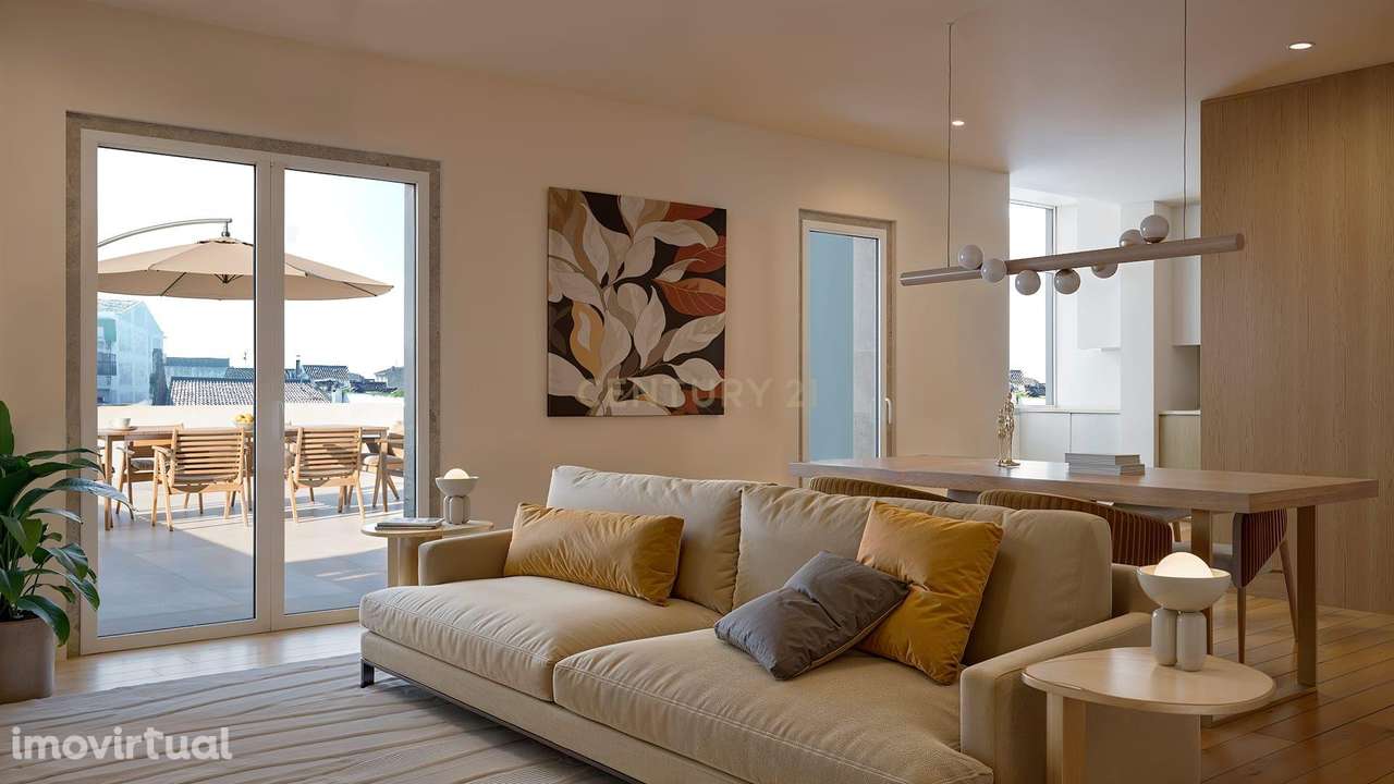 Espectacular Apartamento T3, totalmente remodelado, no centro do Monti - Grande imagem: 2/14