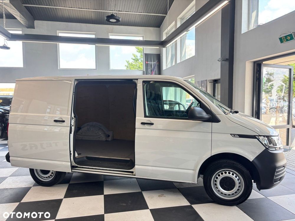 Volkswagen Transporter - 17